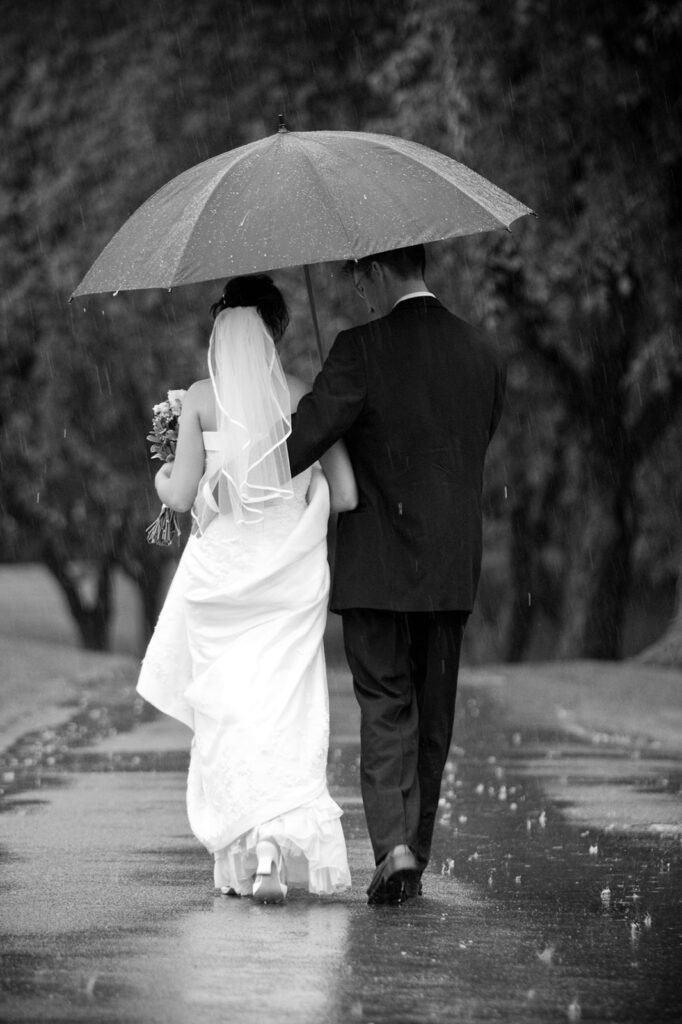 Matrimonio tradizionale italiano Pioggia fortunata